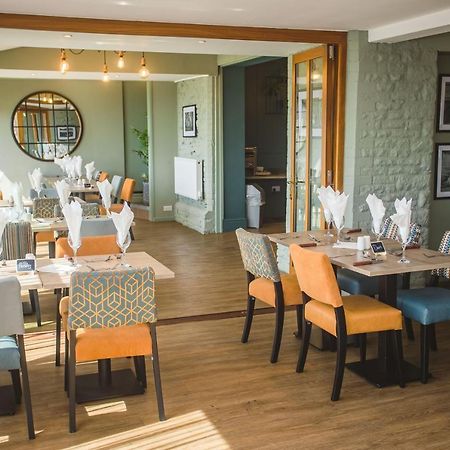 Bells Hotel 콜퍼드 외부 사진
