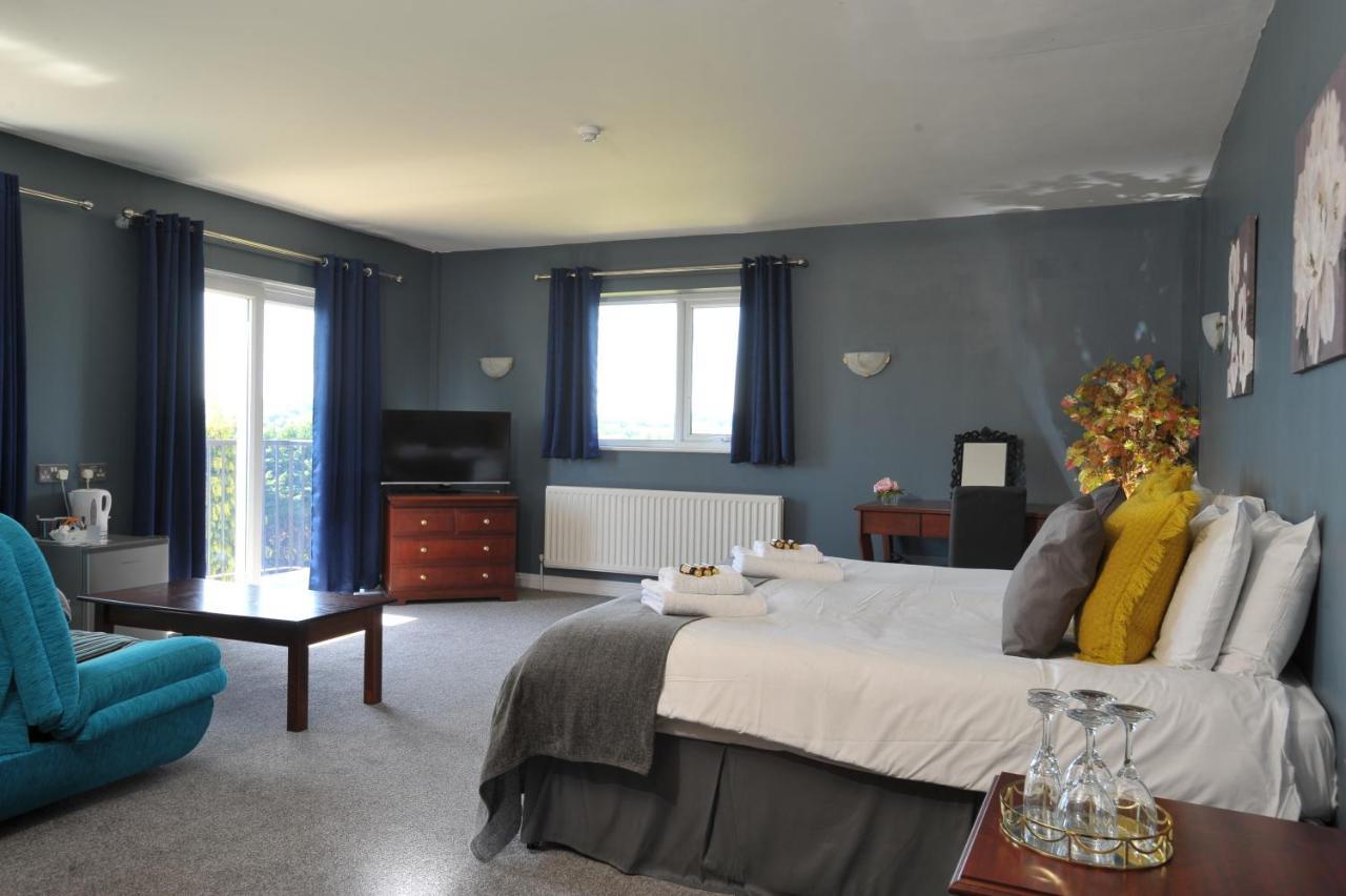 Bells Hotel 콜퍼드 외부 사진