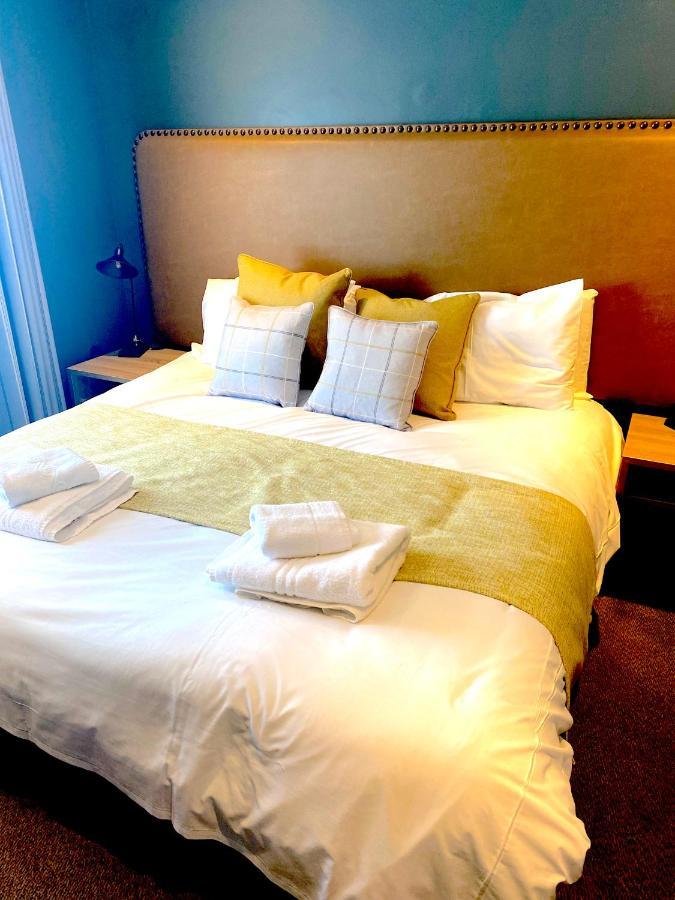Bells Hotel 콜퍼드 외부 사진