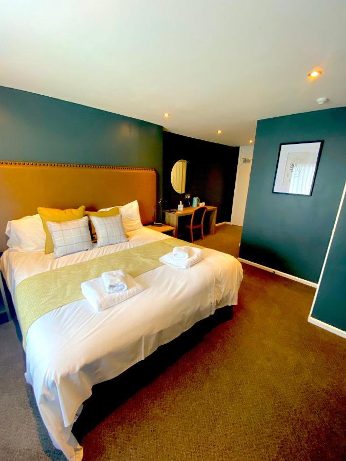 Bells Hotel 콜퍼드 외부 사진