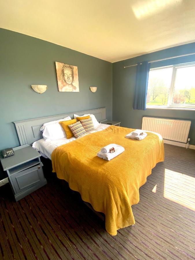 Bells Hotel 콜퍼드 외부 사진